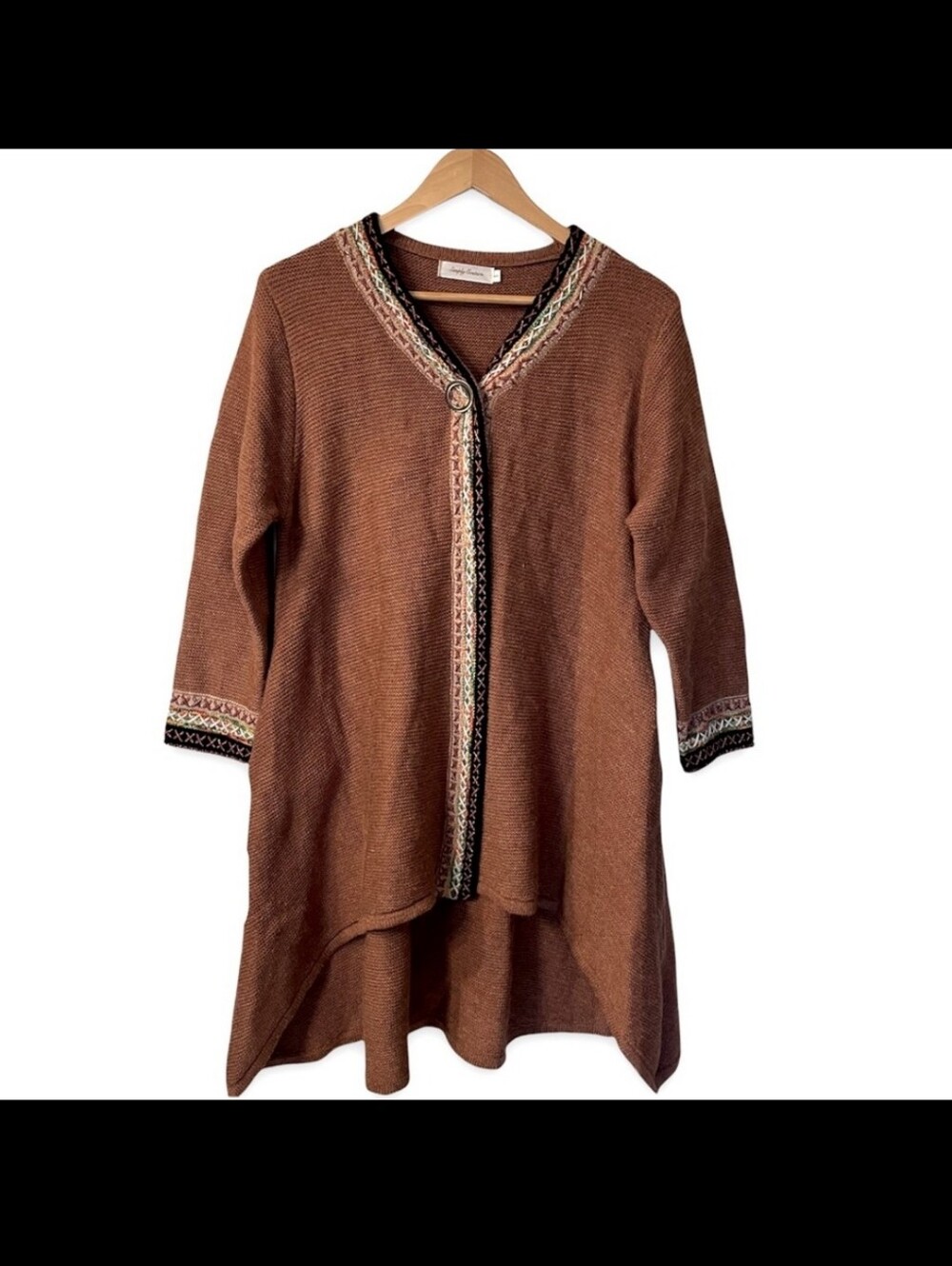 Adorable Long Sweater With Pockets New Without Tag